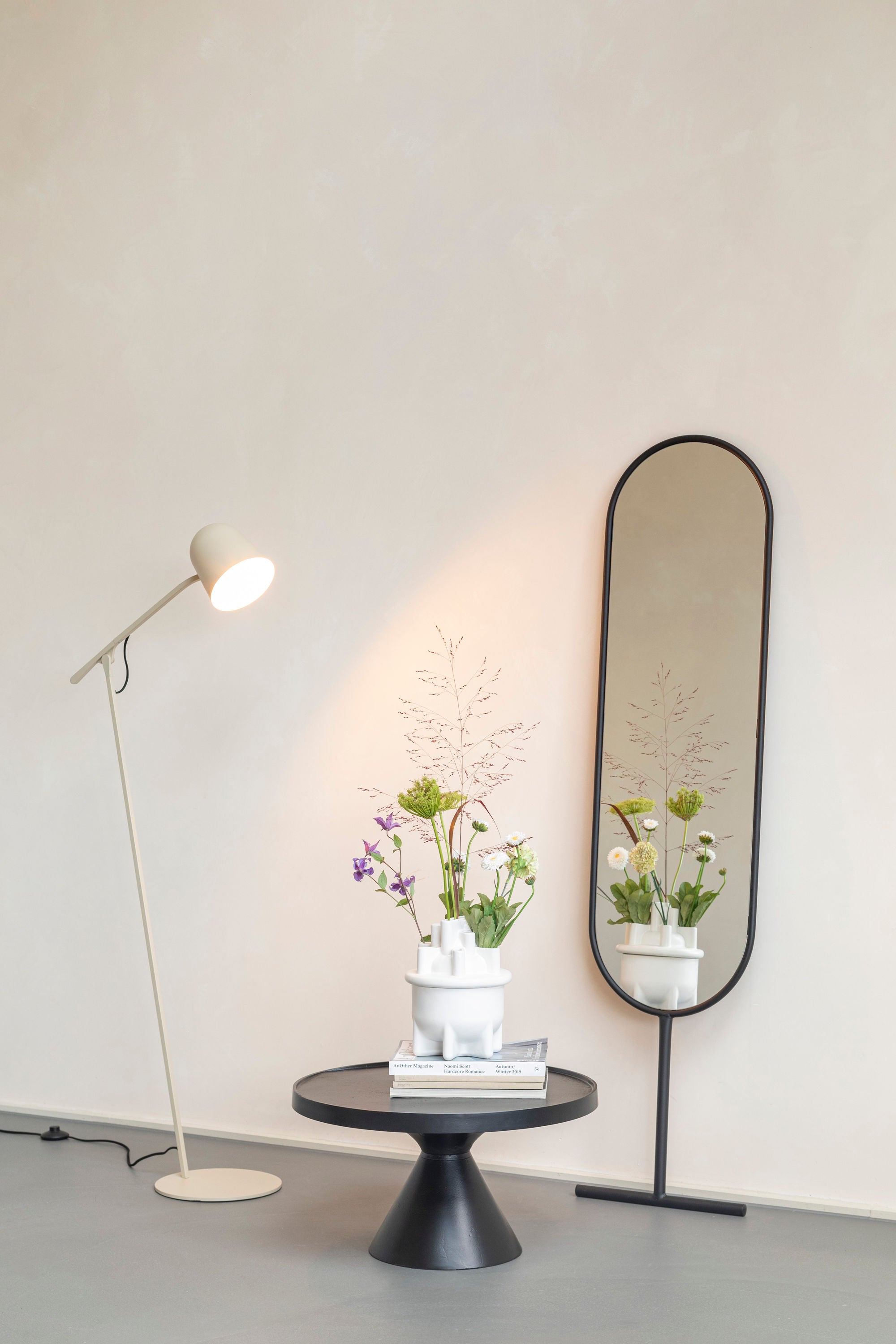 Zuiver Lau Brown Rice Floor Lamp